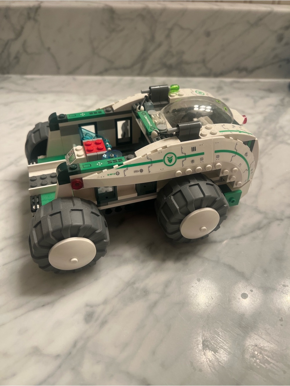 Lego Galaxy Squad vehicle